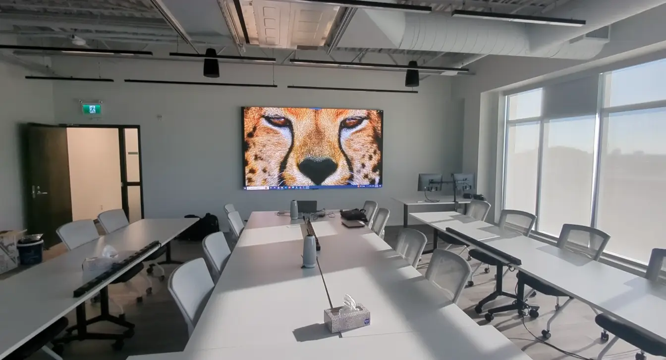 Hybrid boardroom intergration with Microsoft Teams and Zoom