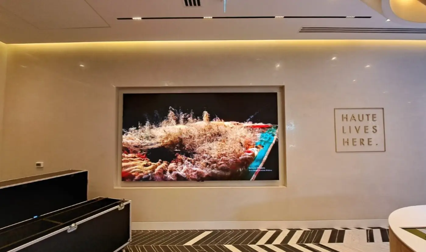 dvled video wall retail store